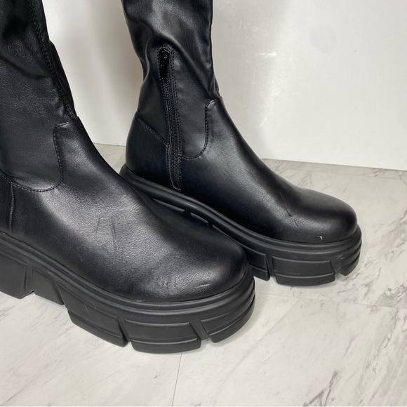 Steve Madden Tero Black Lug Sole Chunky Tall Boot 10M - Picture 12 of 16